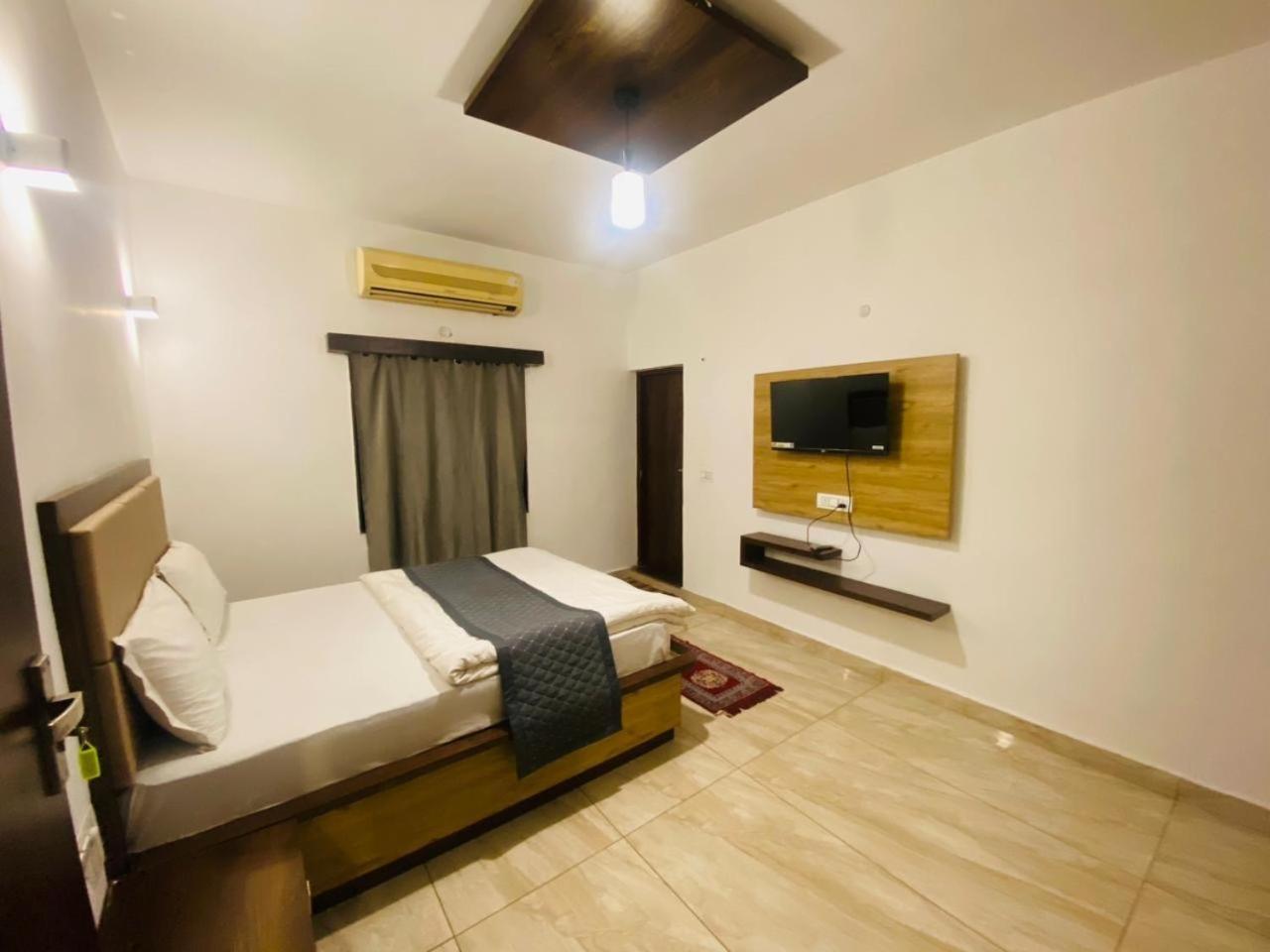 New Rc Villa Mount Abu Buitenkant foto